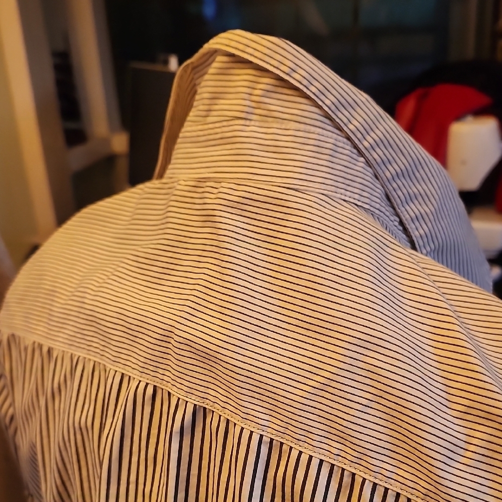 Striped Button-Up Shirt - Picture 5 of 6